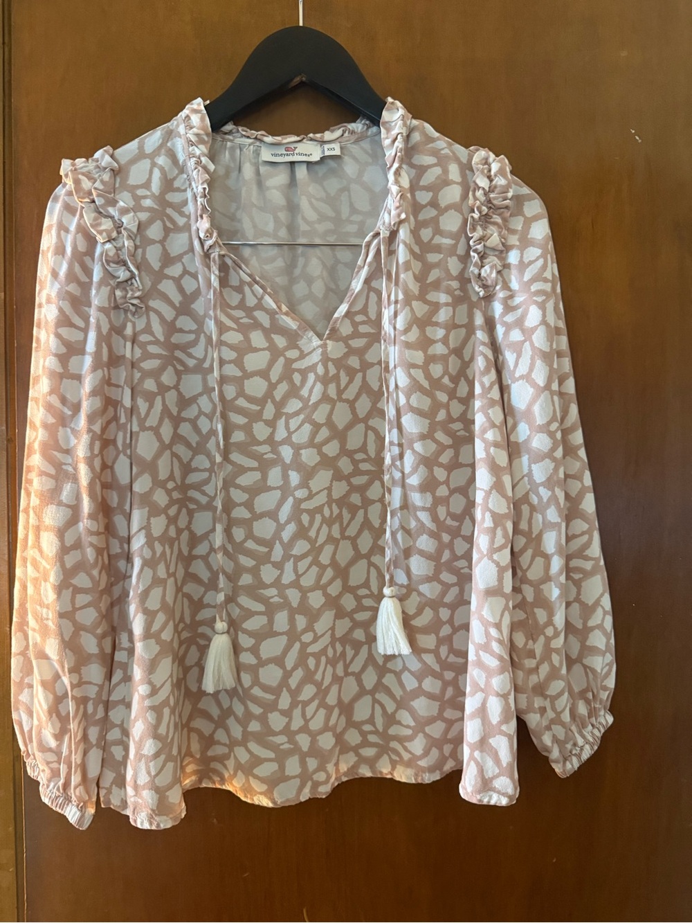 Vineyard Vines Beige and White Ruffle-Tie Peasant Blouse